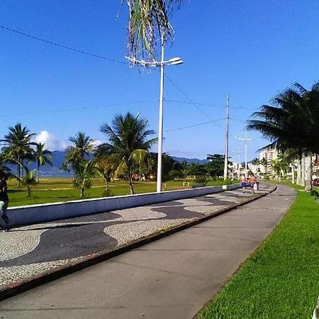 Casa Inteira Cravada Entre Os Principais Pontos Turisticos Villa Caraguatatuba Luaran gambar