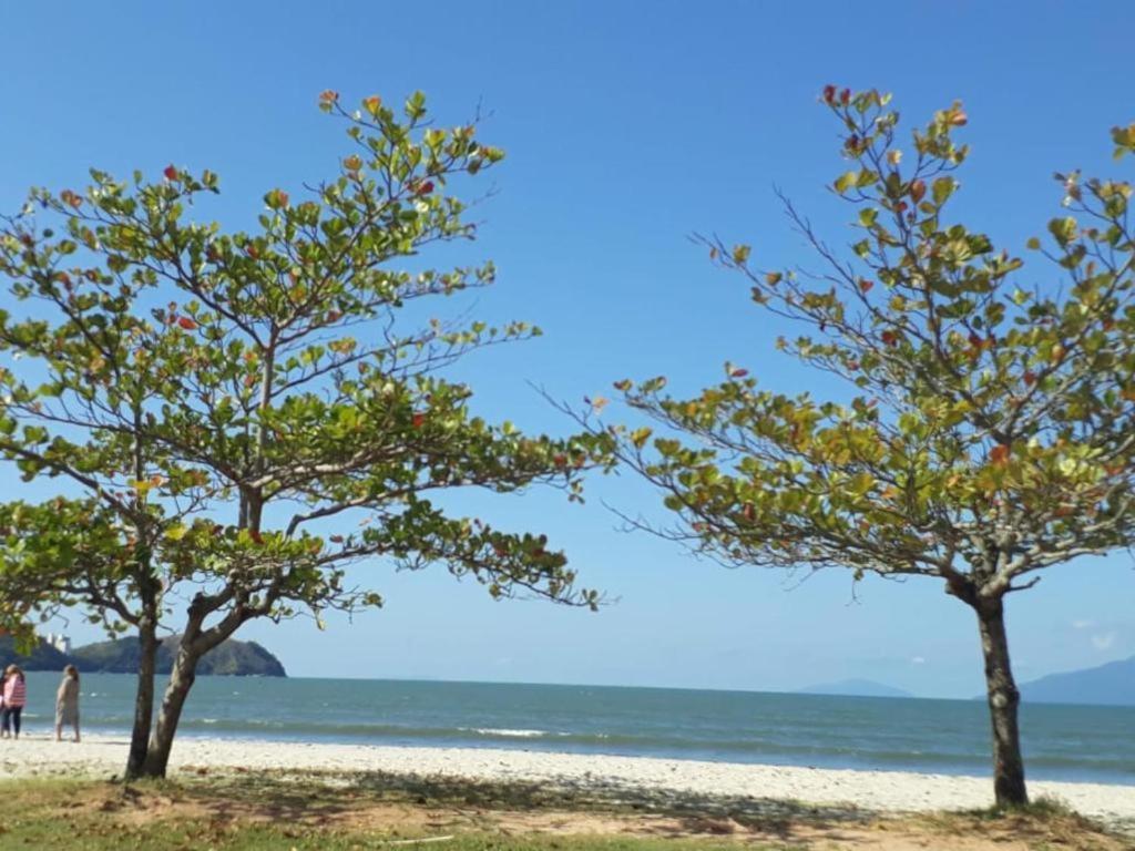 Casa Inteira Cravada Entre Os Principais Pontos Turisticos Villa Caraguatatuba Luaran gambar